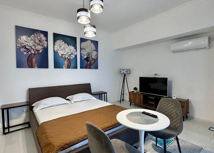 Romantic Sea View Studio
