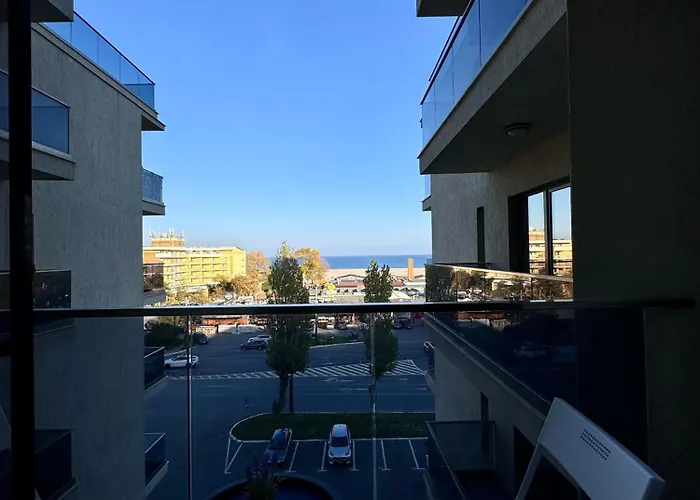 Romantic Sea View Studio